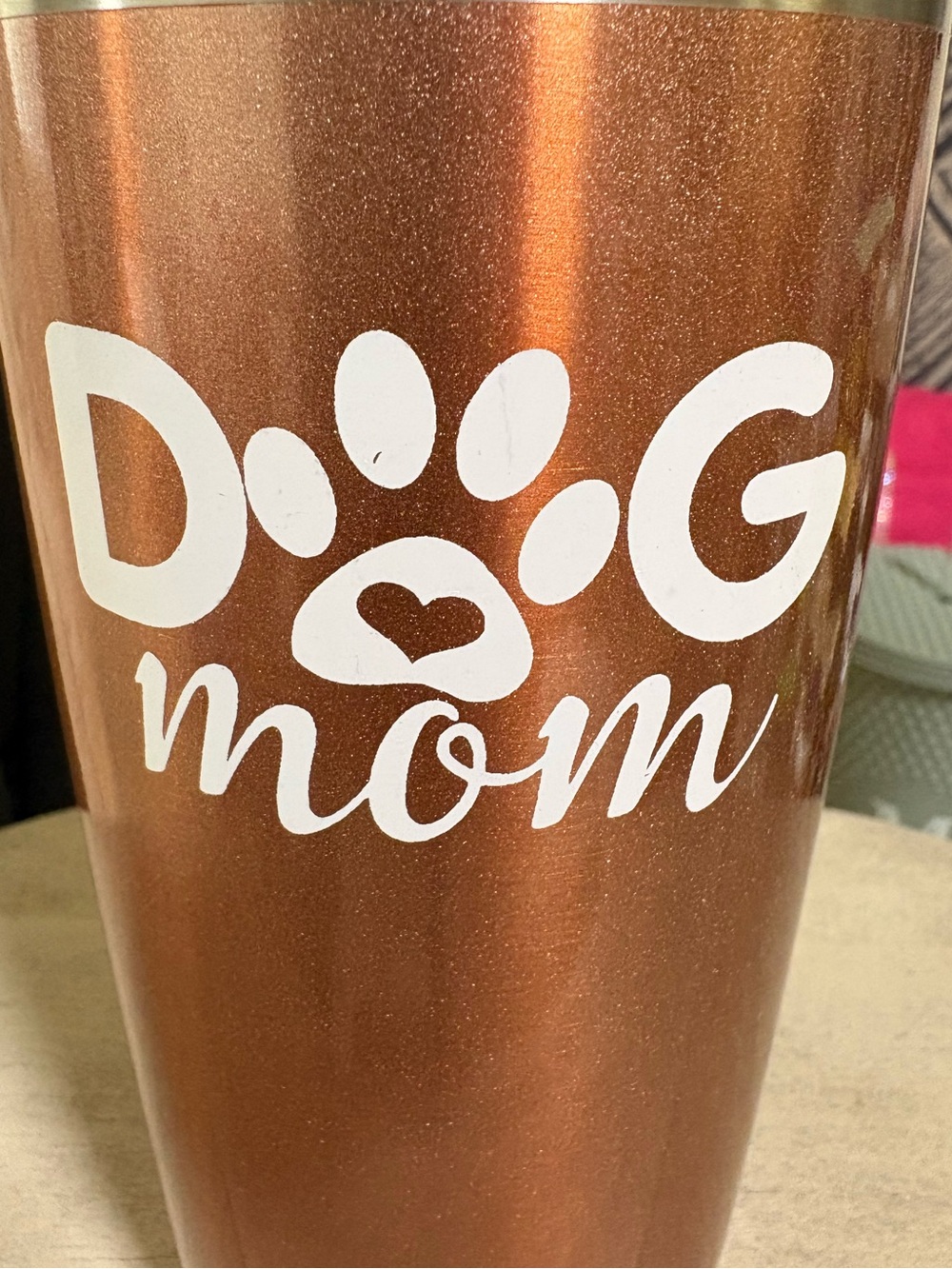 The "Dog Mom" ​​Stainless Steel Thermal Mug in Rose Gold 🐶 - Picture 15 of 16